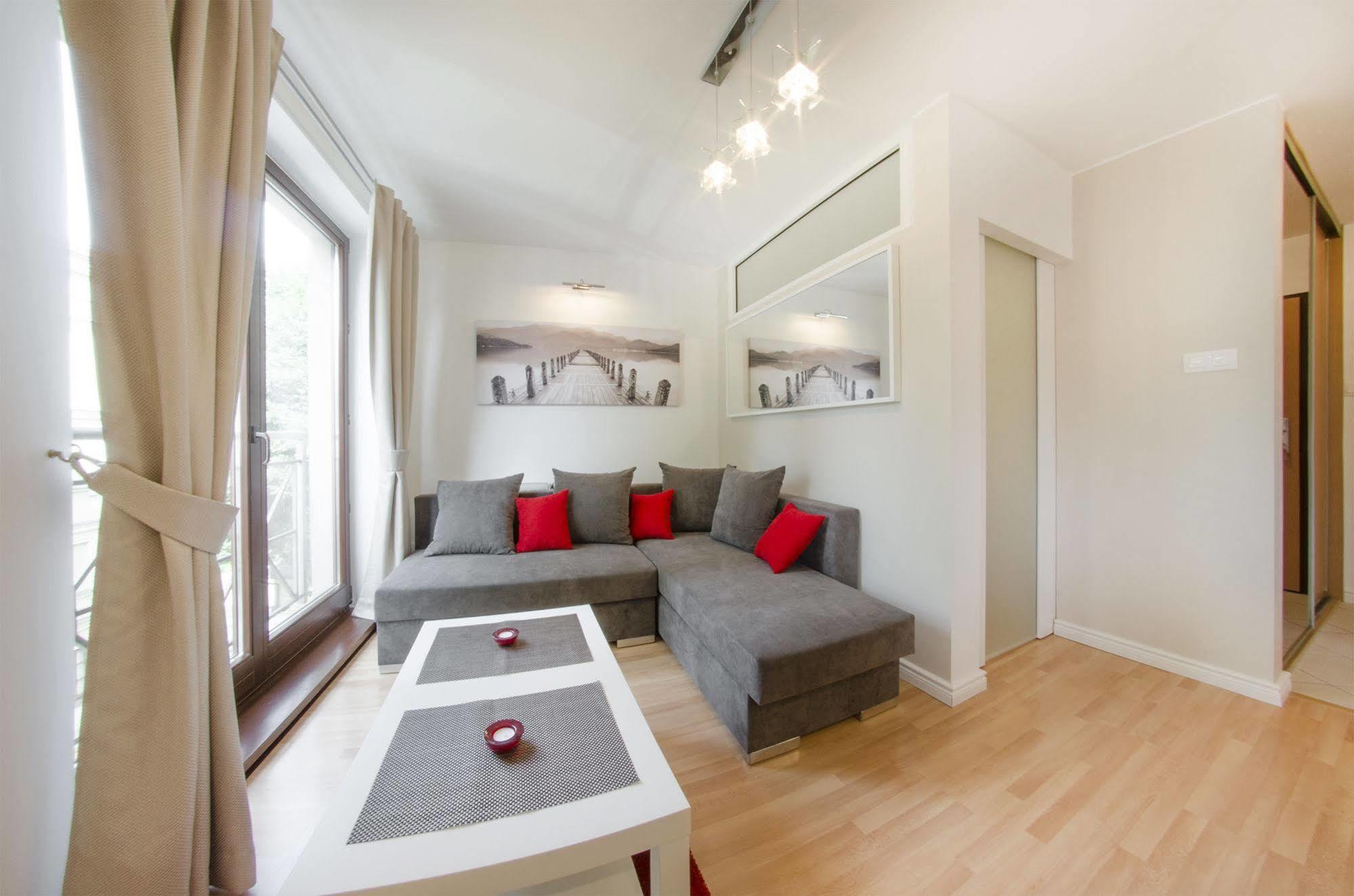 Dom & House - Apartments Sobieskiego โซพอต ภายนอก รูปภาพ