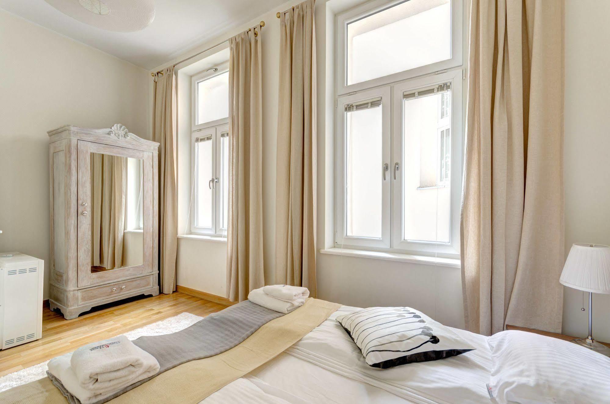 Dom & House - Apartments Sobieskiego โซพอต ภายนอก รูปภาพ